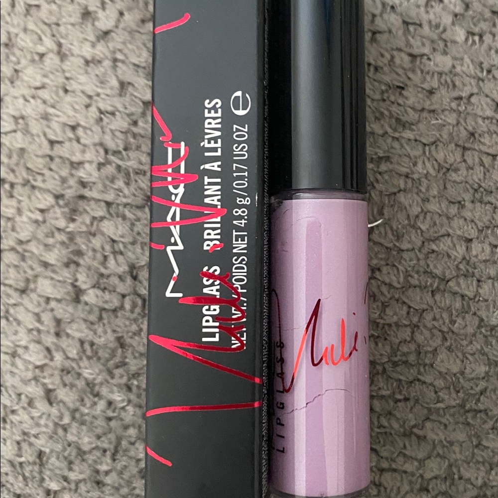 MAC Viva Glam Nicki 2 Lip gloss